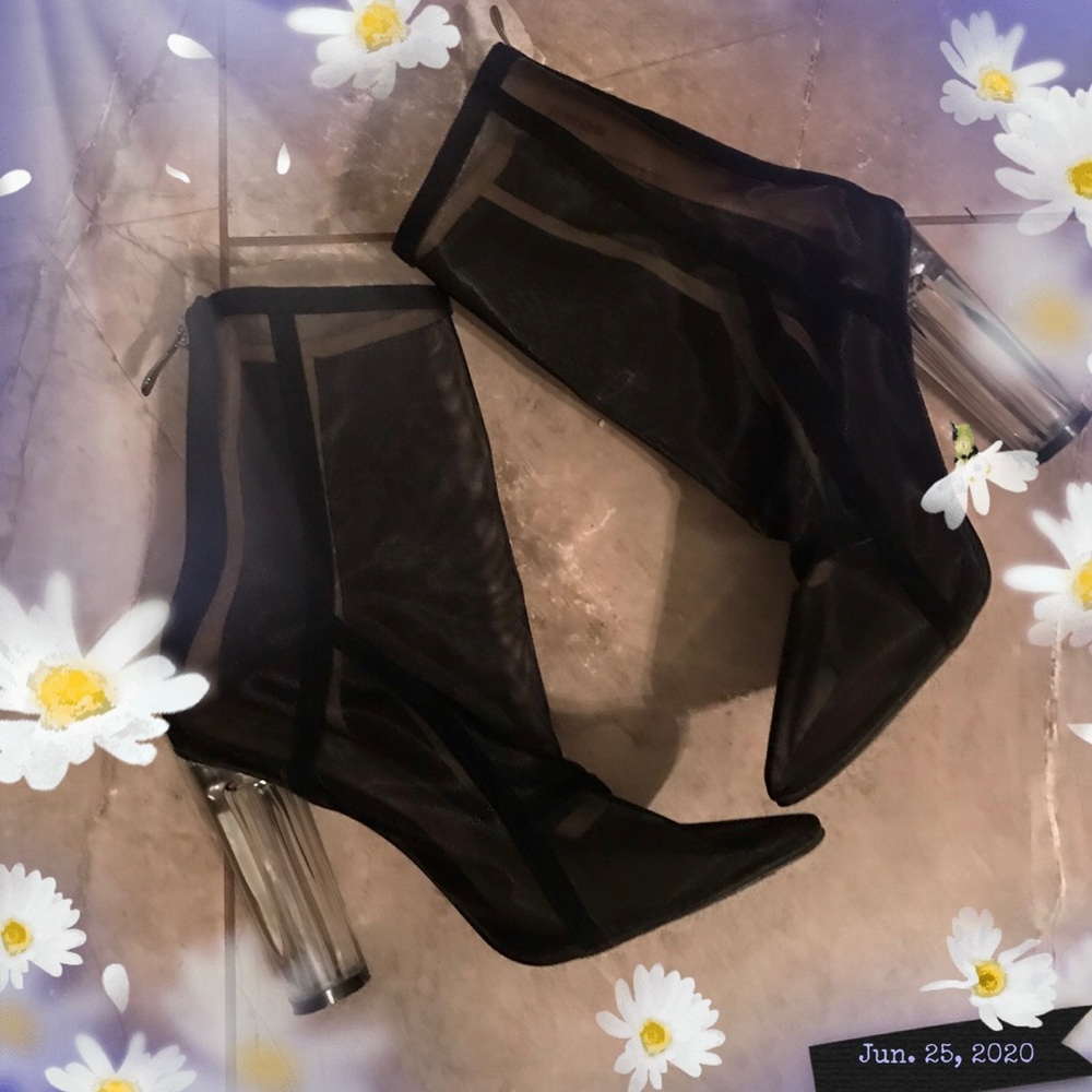 Walk It Out Boot - Black